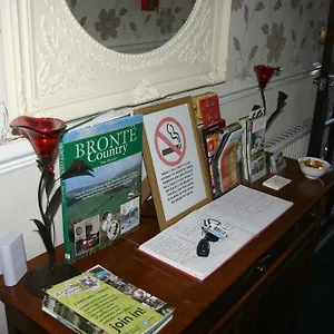 Guest house Brontes ***